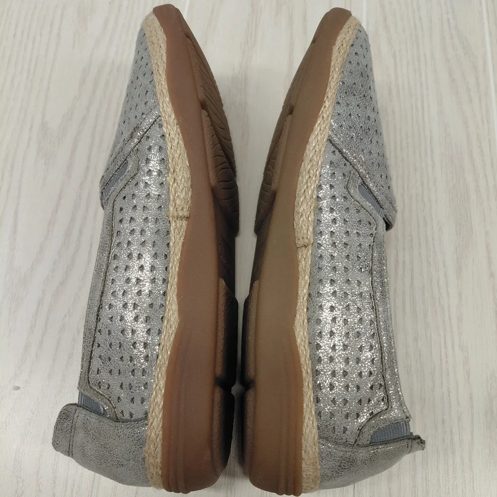 Clarks Daelyn Summit Espadrille Slip-Ons Metallic Sparkly Pewter Silver 8.5